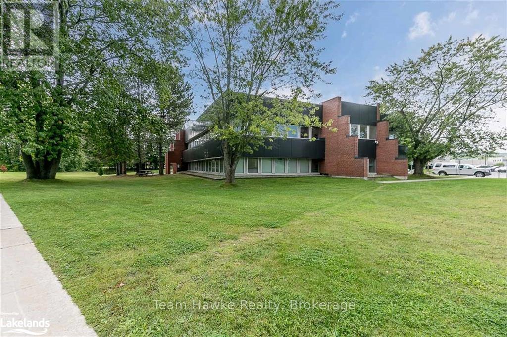 103A – 240 PENETANGUISHENE ROAD