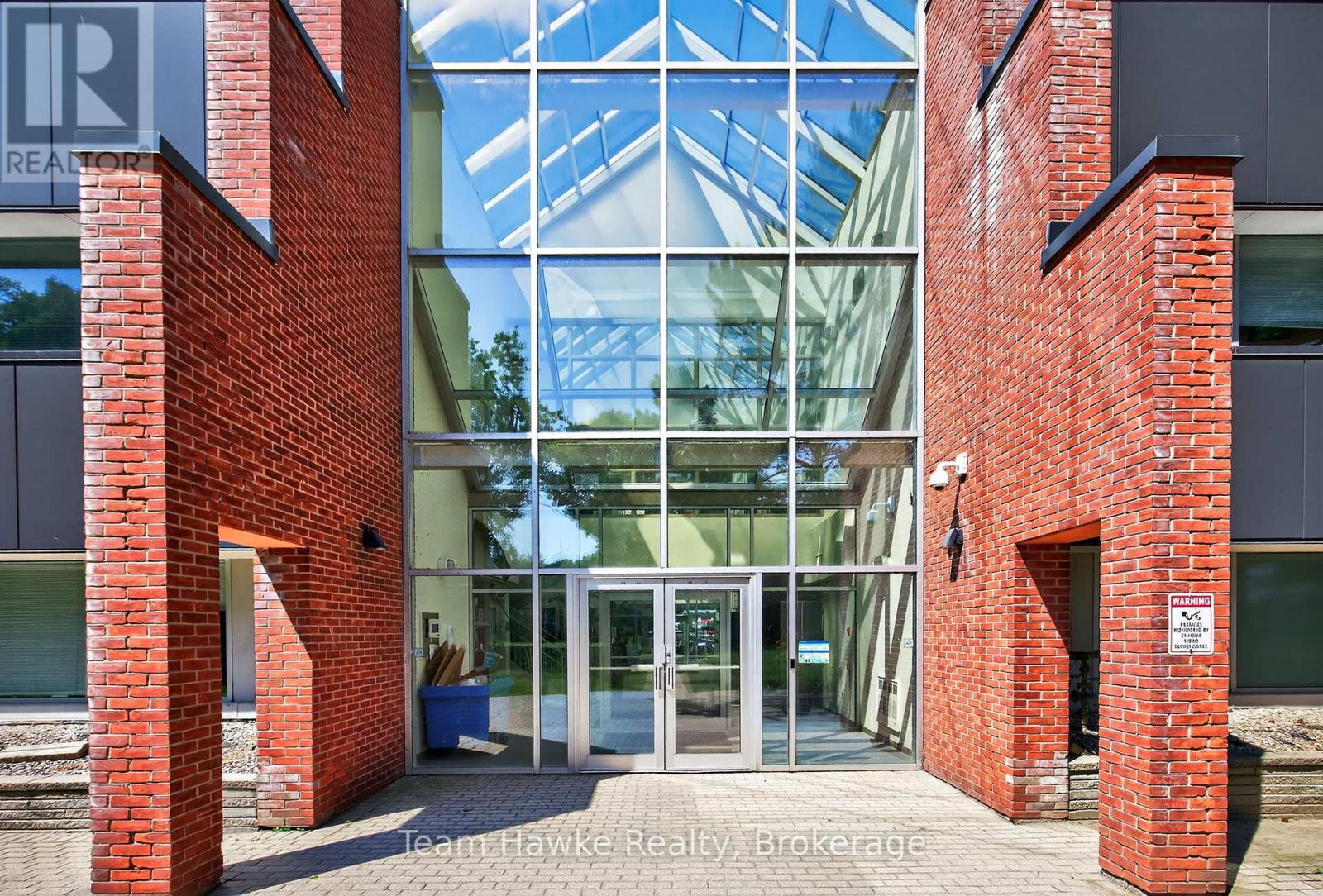 204 – 240 PENETANGUISHENE ROAD