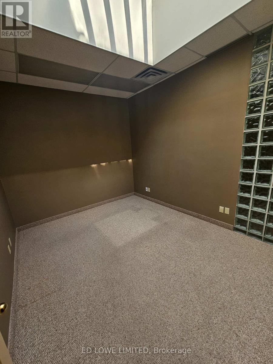 1406 – 64 CEDAR POINTE DRIVE