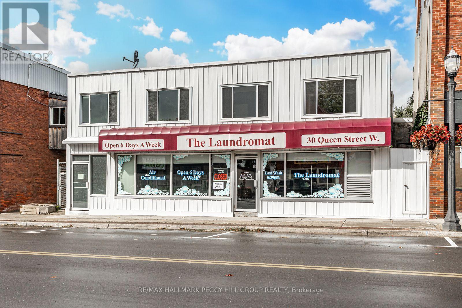 30 QUEEN STREET W