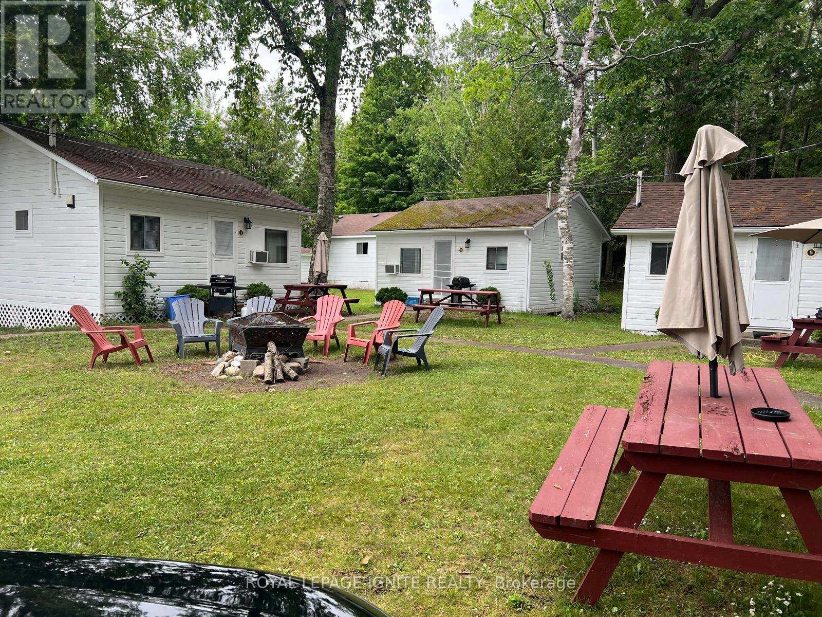 1985 TINY BEACHES ROAD