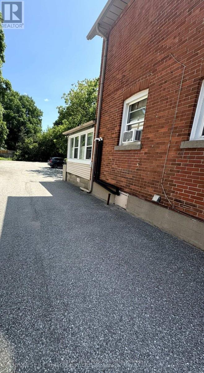 92 ESSA ROAD