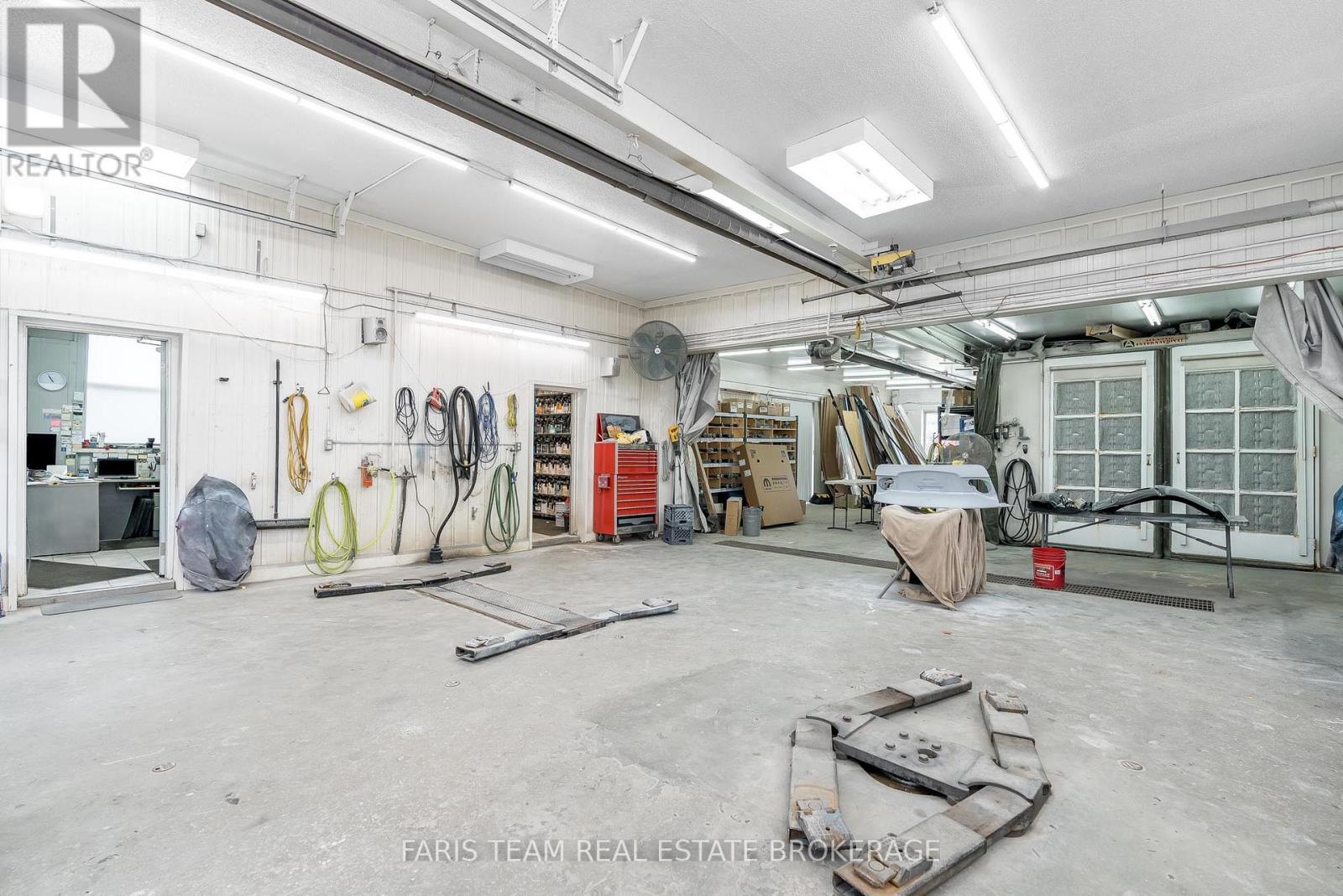 620 BAY STREET