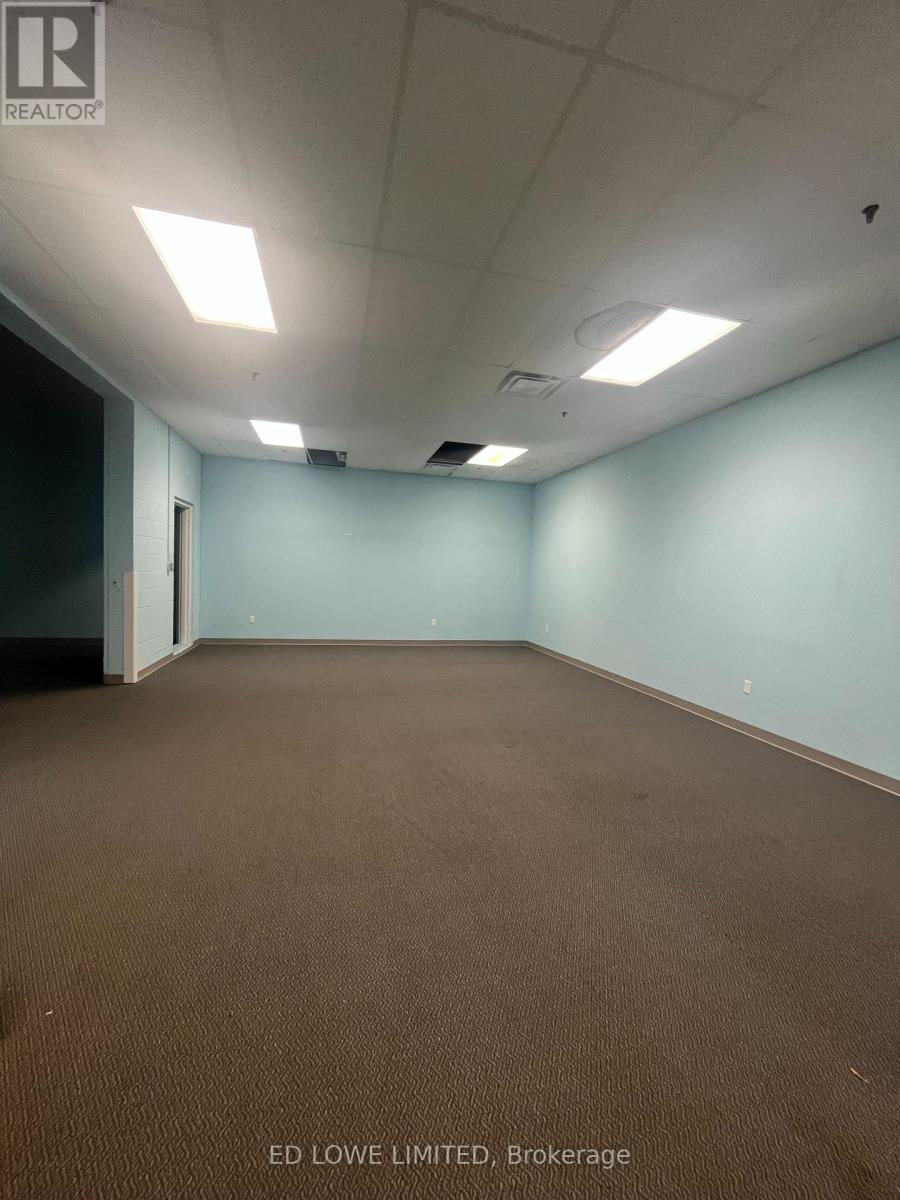 1 – 461 DUNLOP STREET W