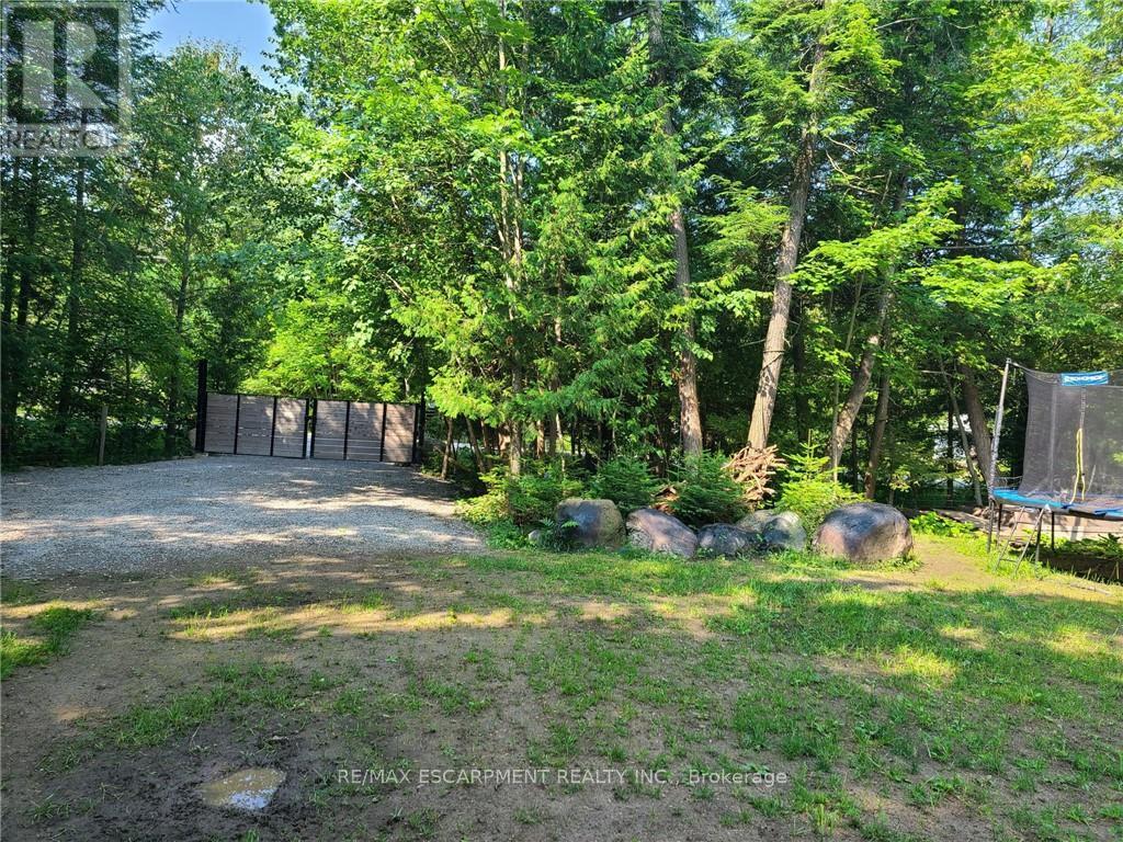 LOT 118 IROQUOIS CRESCENT