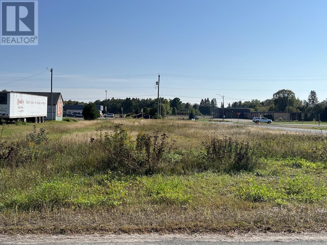 22252 Highway 17