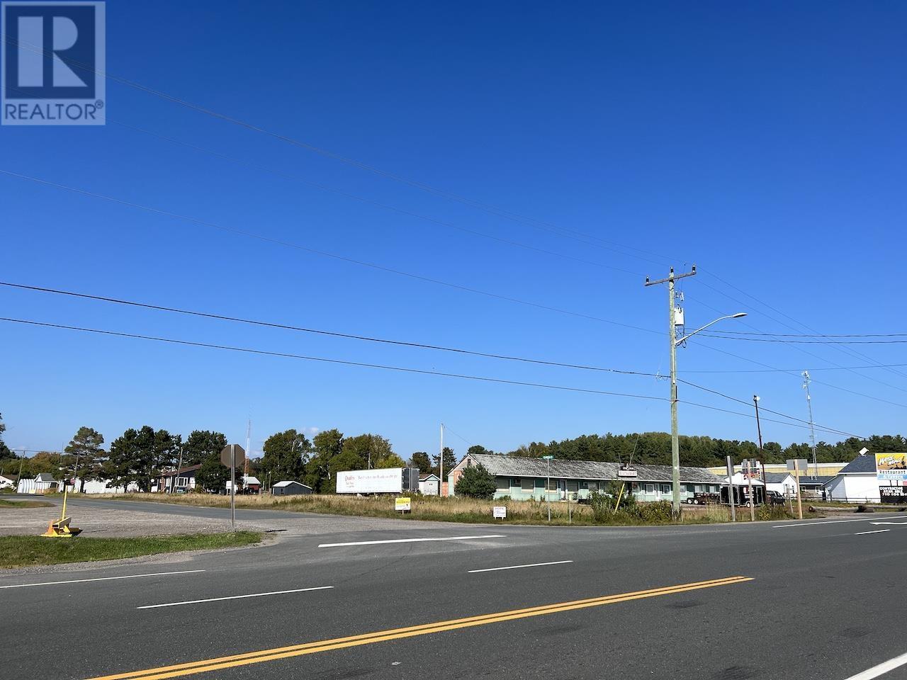 22252 Highway 17