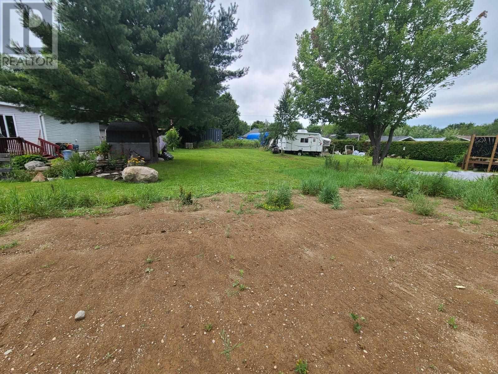 206 Youngfox RD