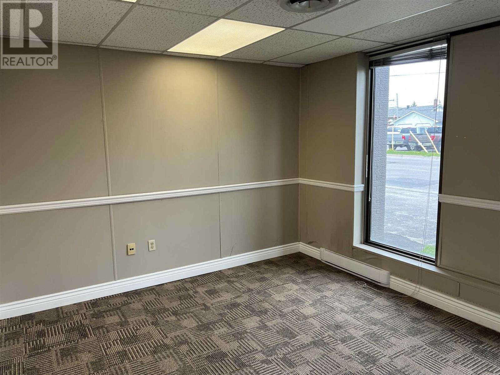 85 Great Northern RD