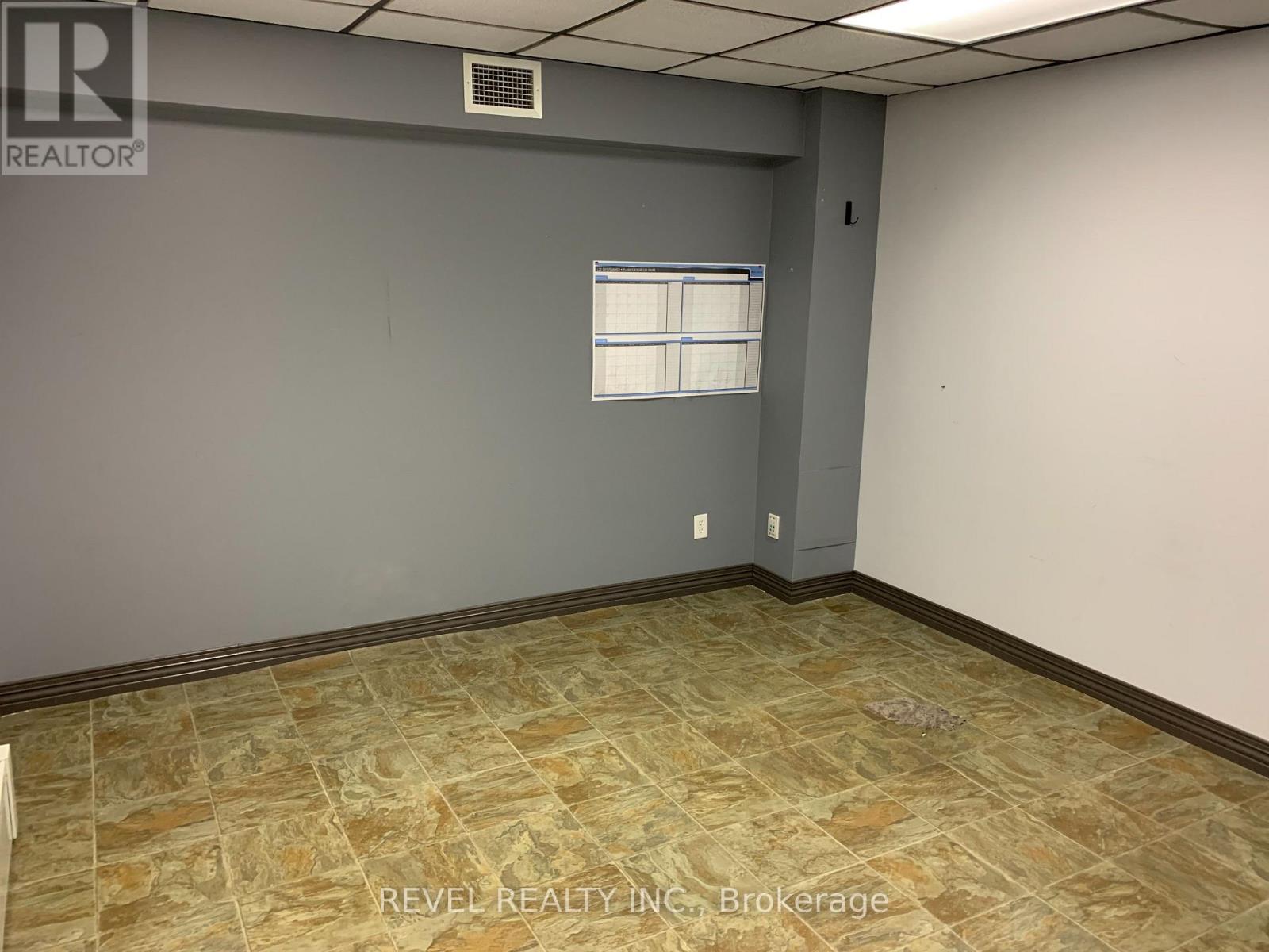 UNIT C – 124 THIRD AVENUE