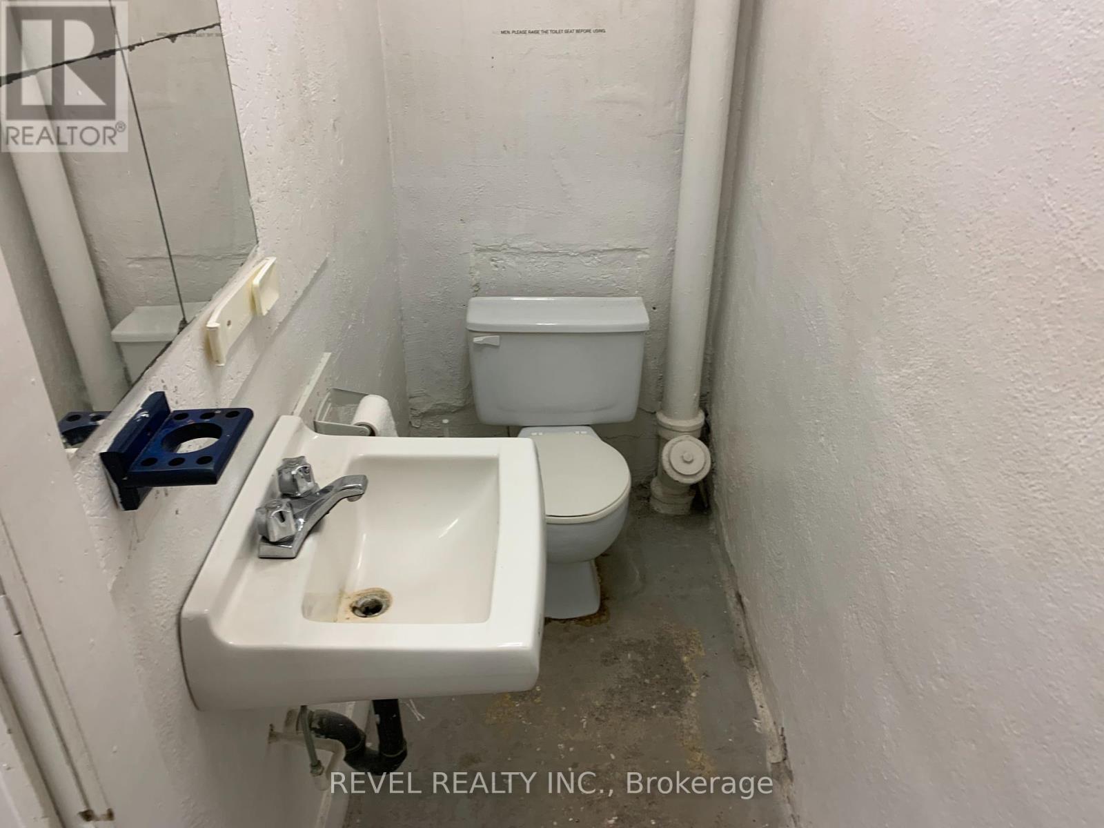 UNIT 3 – 184 THIRD AVENUE