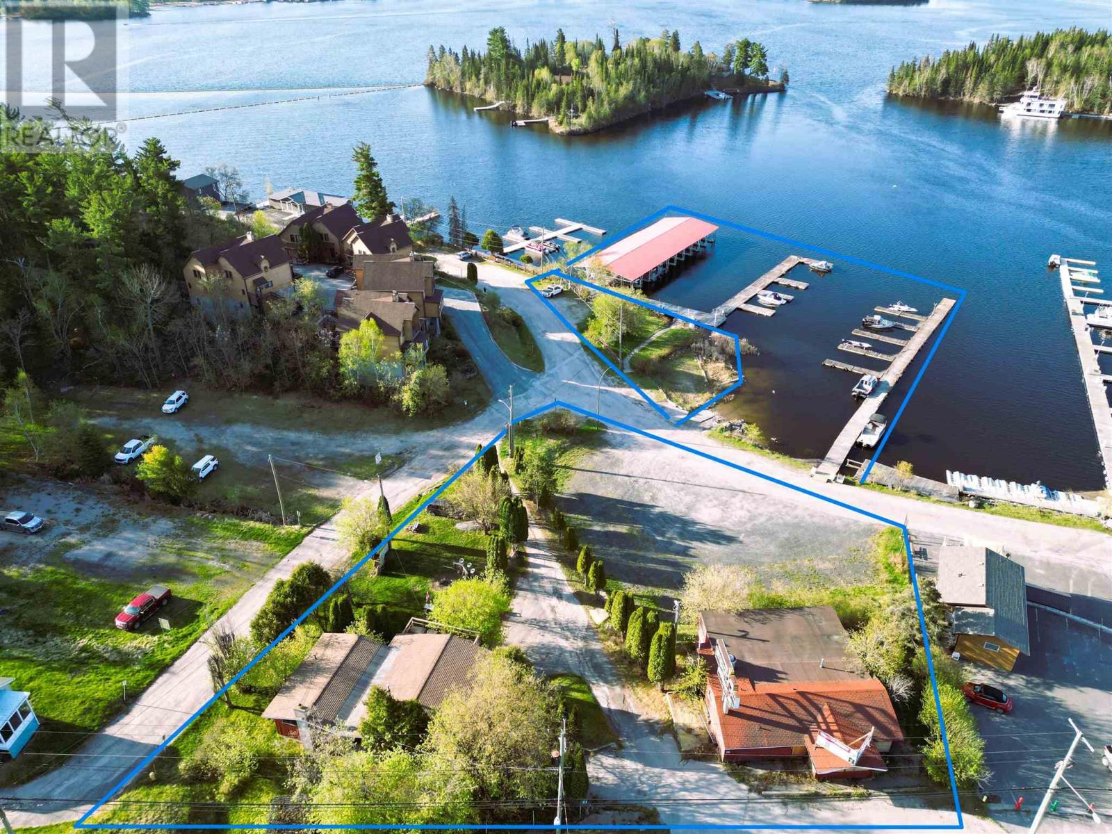 543 Lakeview Drive