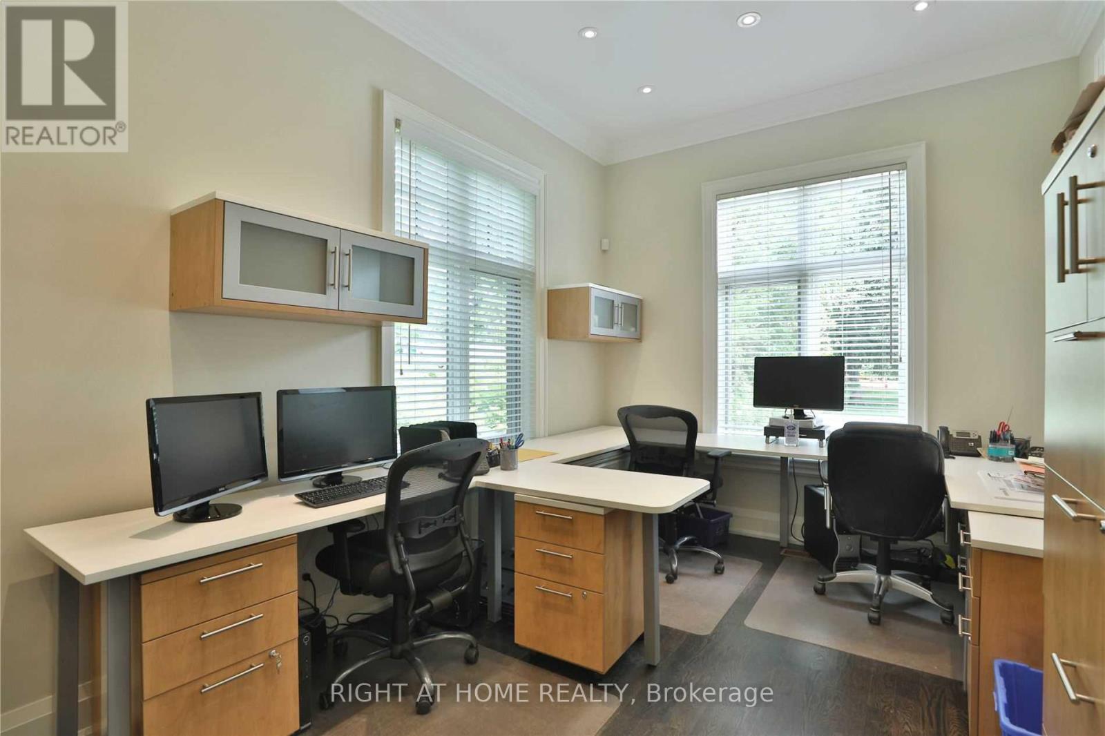 MAIN FLOOR 100 – 1440 HURONTARIO STREET