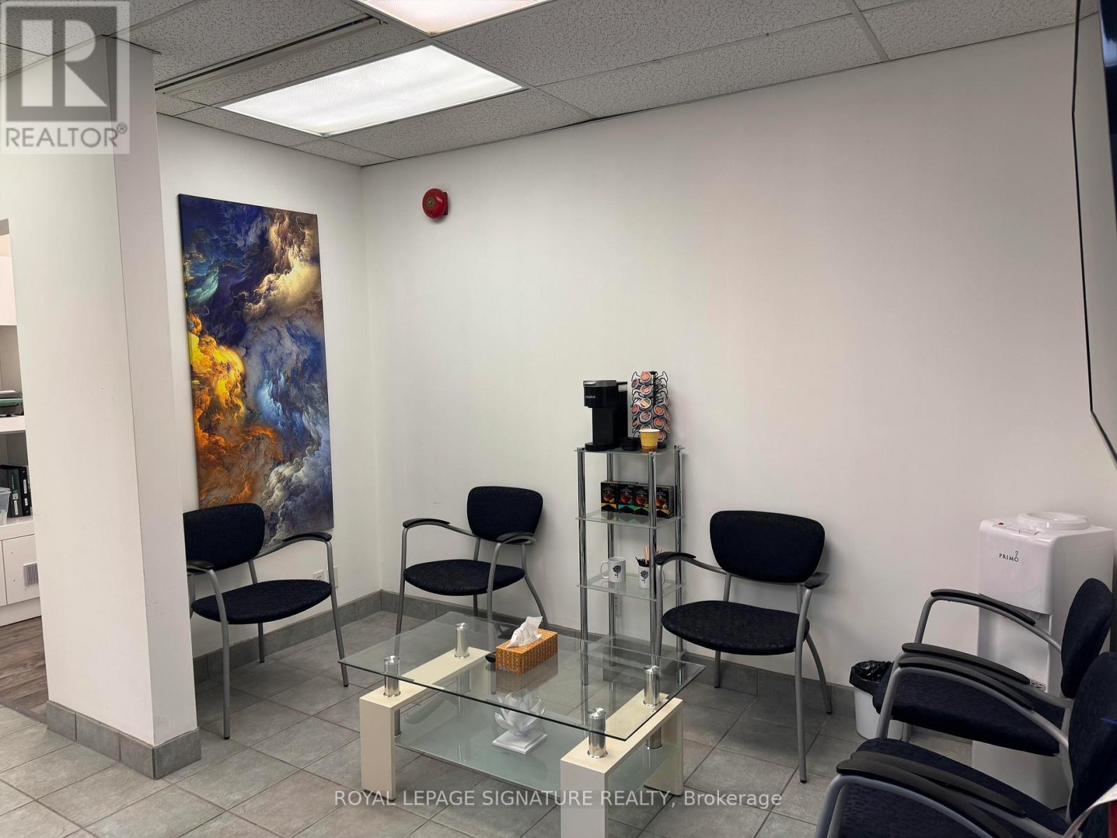 UNIT 405 – 71 KING STREET W