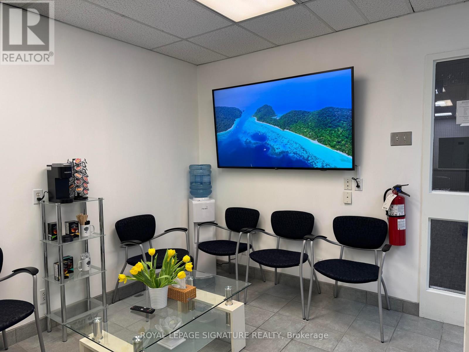 UNIT 405 – 71 KING STREET W