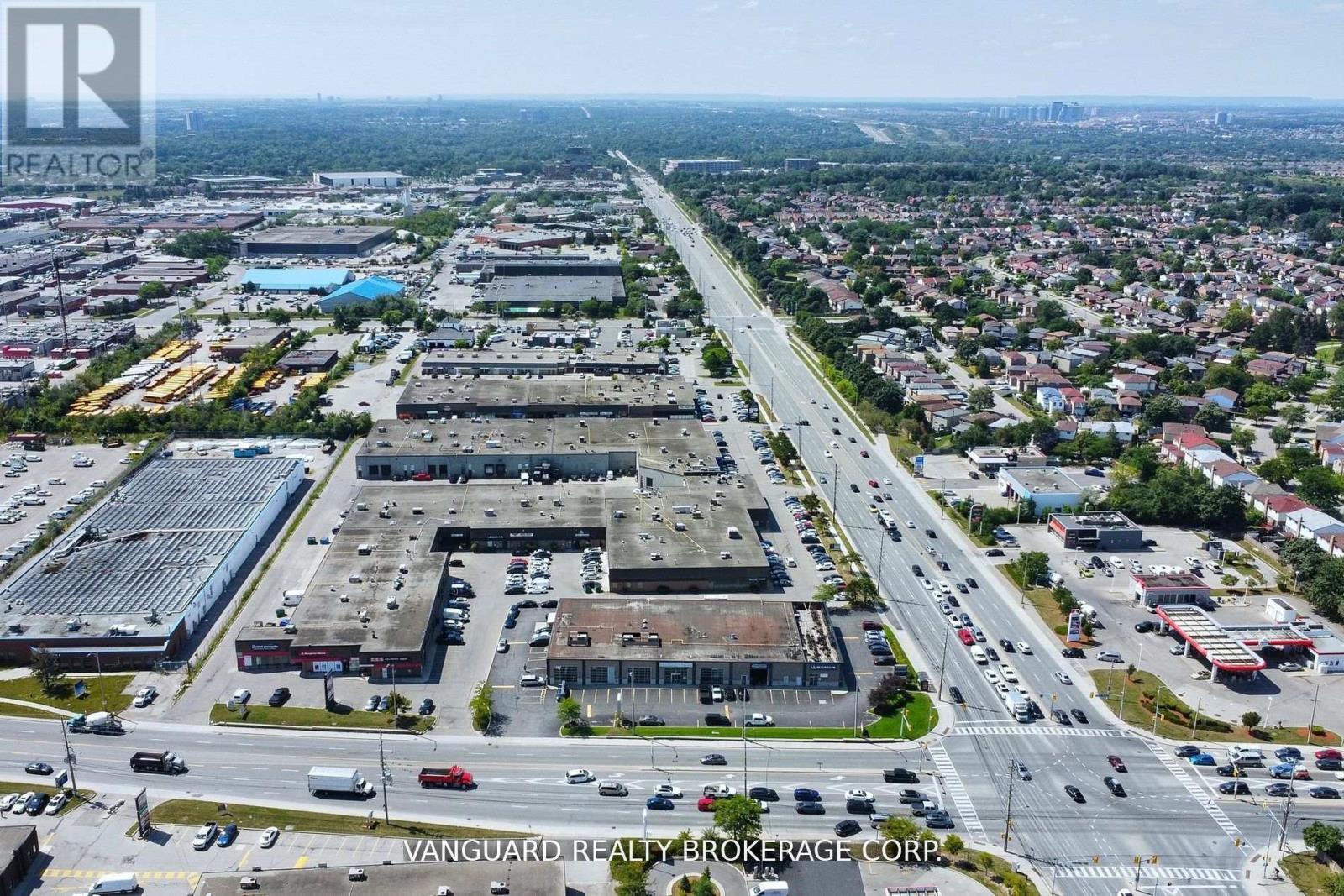 2 – 700 BURNHAMTHORPE ROAD W