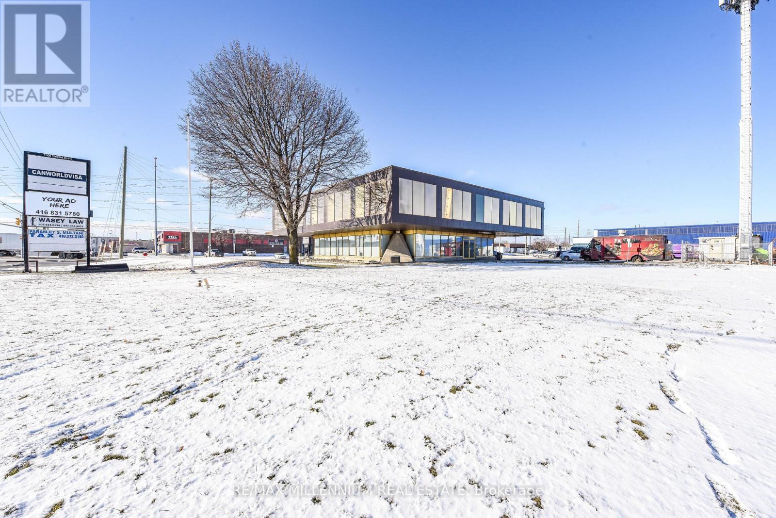 102 – 1300 STEELES AVENUE