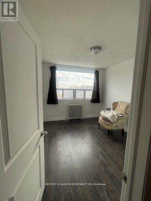 APT 1 – 1516 EGLINTON AVENUE W