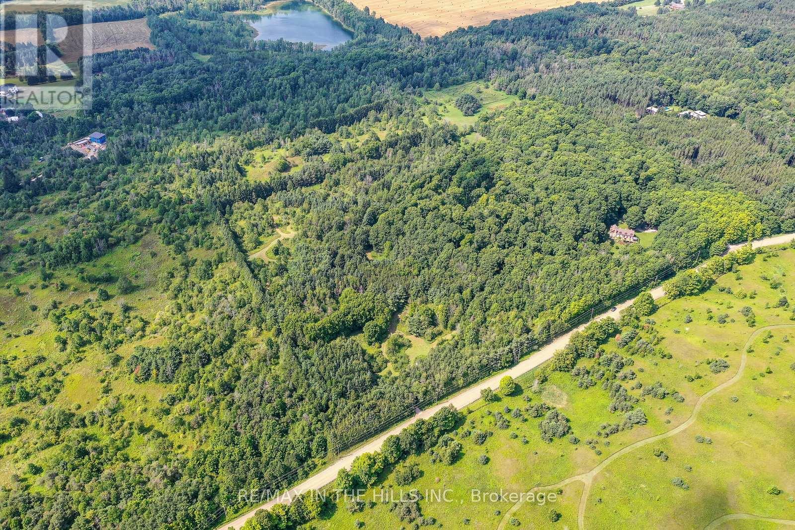PT LOT 11 CON 4 ESCARPMENT SIDE ROAD