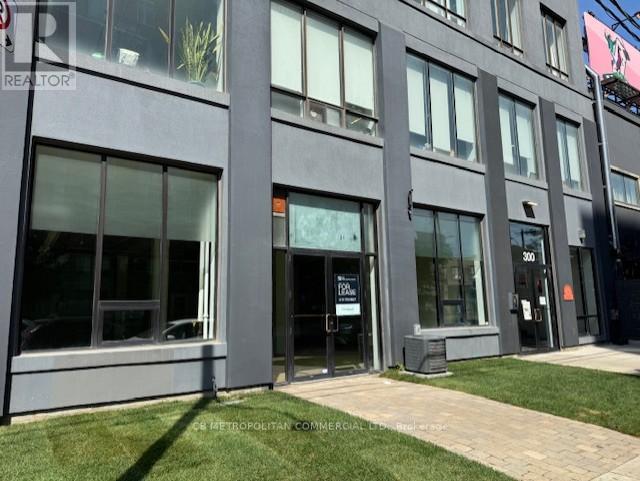 101 – 1485 DUPONT STREET