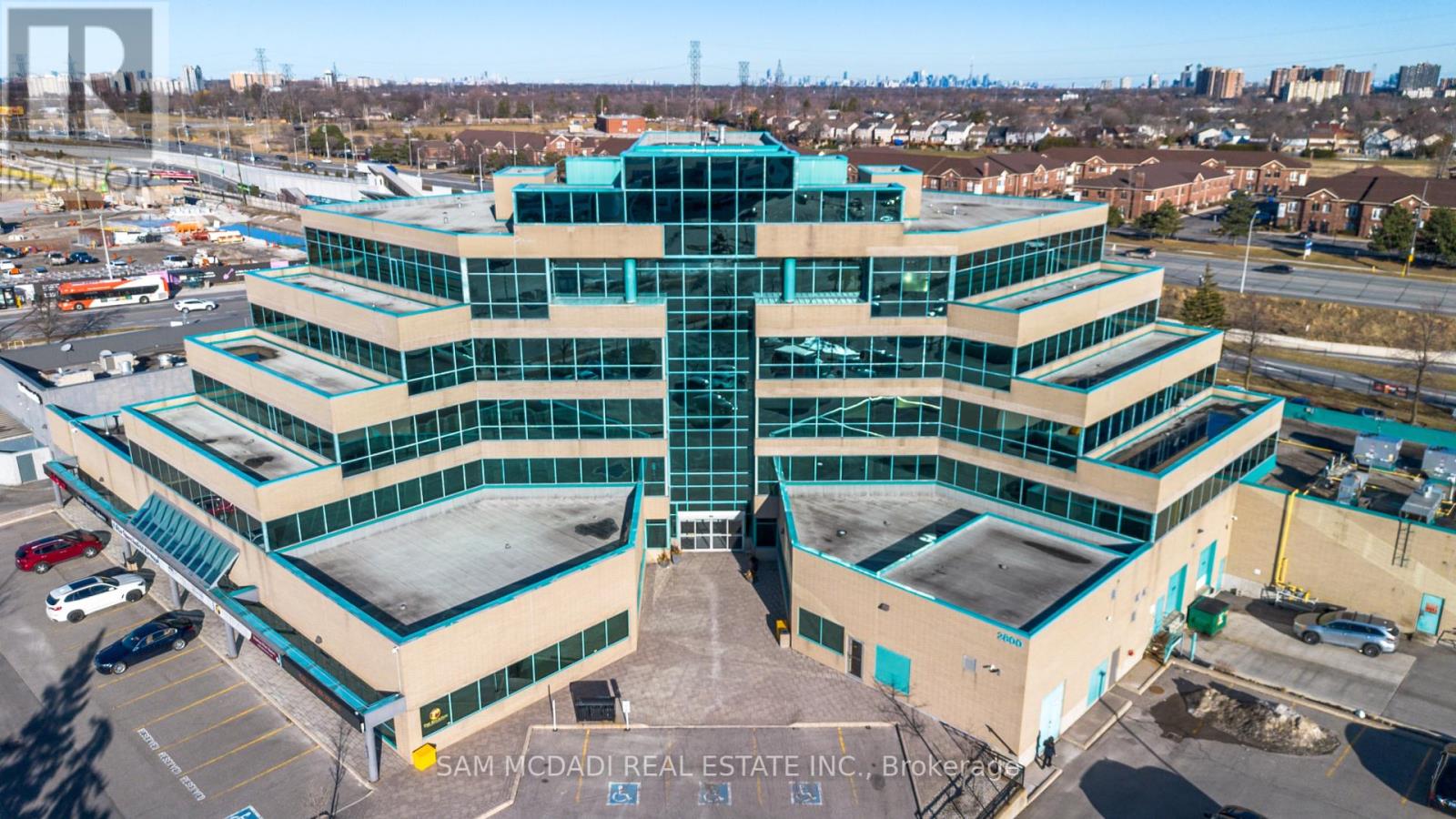 309 – 2800 SKYMARK AVENUE