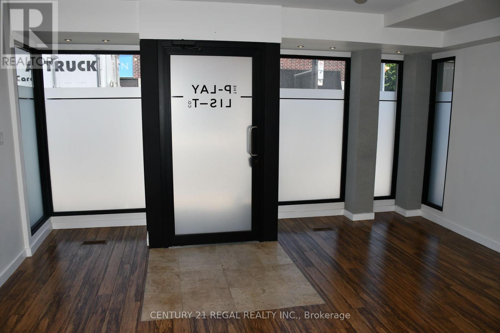 MAIN – 236 CHRISTIE STREET