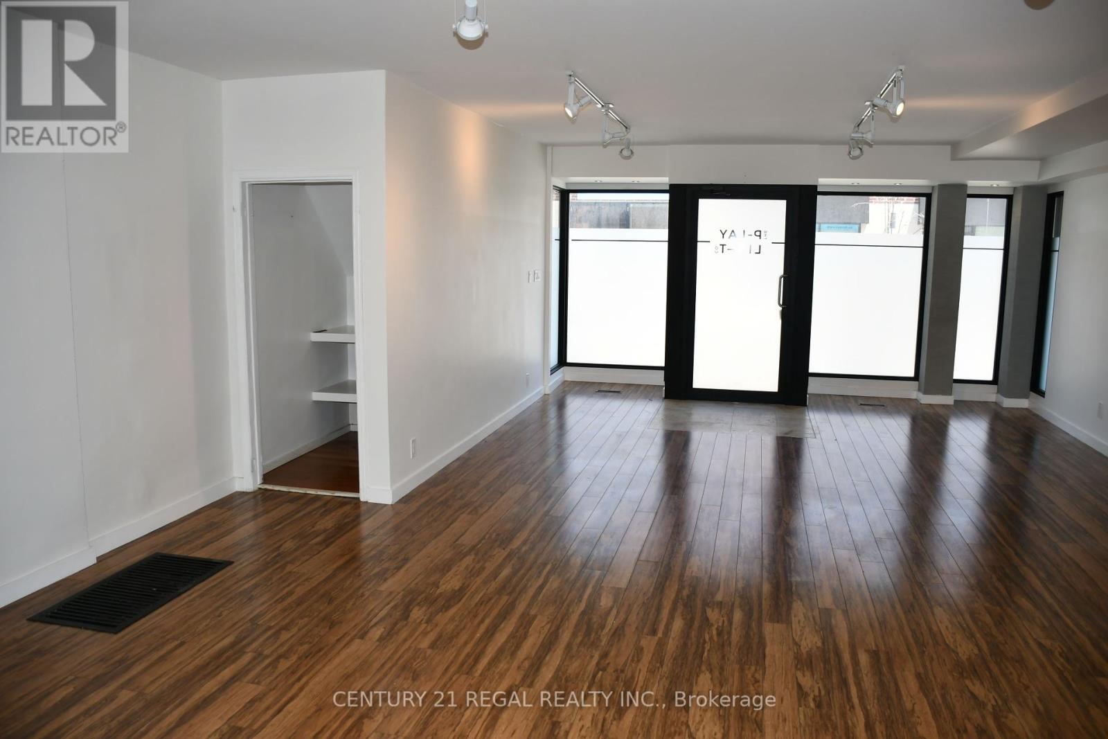 MAIN – 236 CHRISTIE STREET