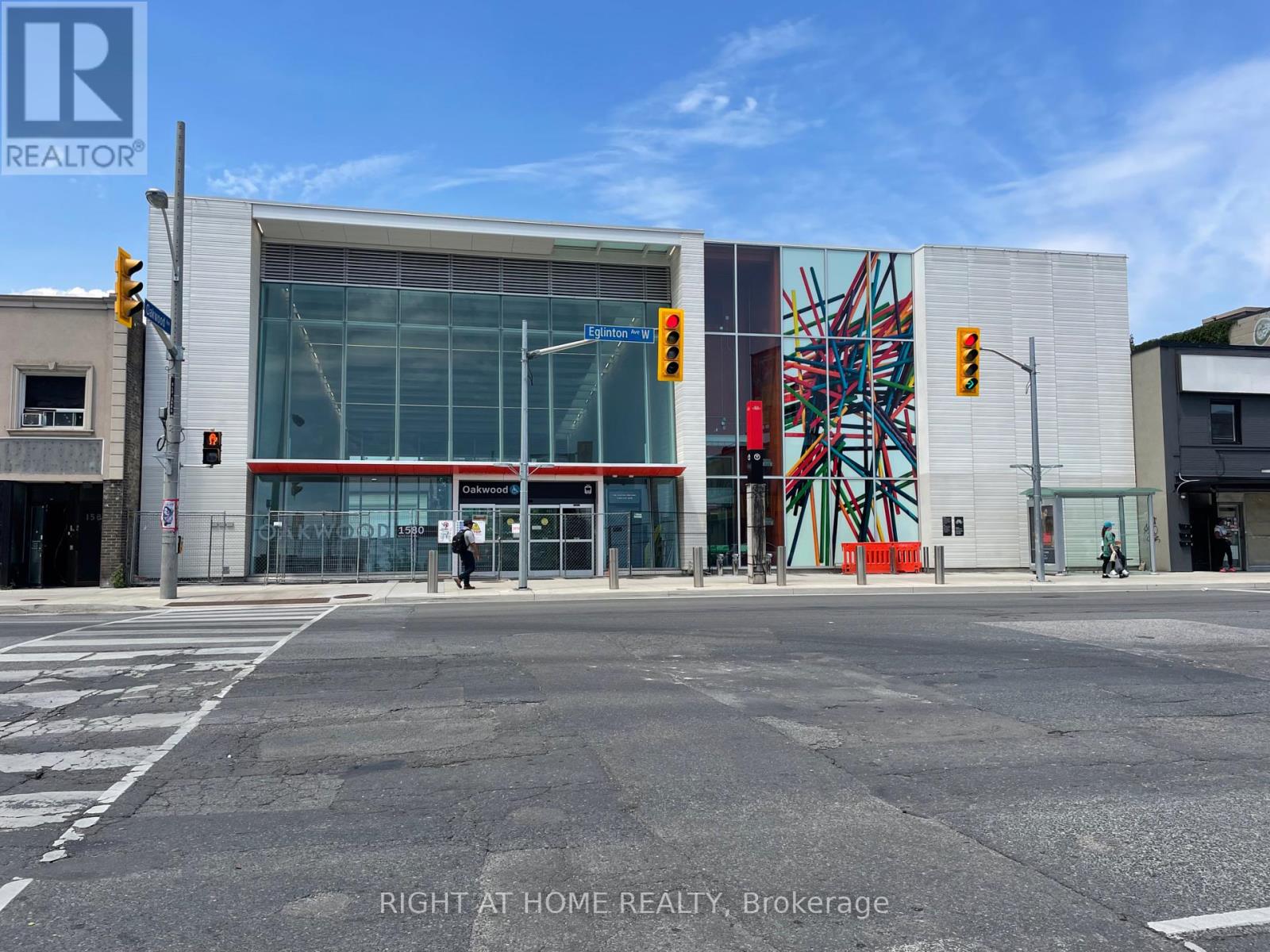 1590 EGLINTON AVENUE W