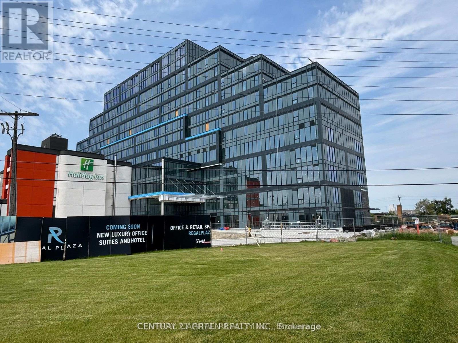 322 – 600 DIXON ROAD