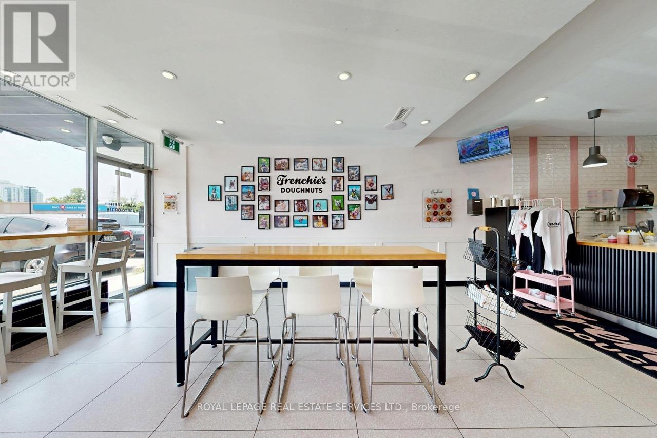 3830 BLOOR STREET W