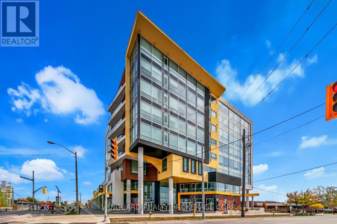 401 – 1275 FINCH AVENUE W