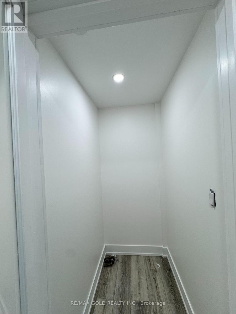 11 (UPPER FLOOR) – 7015 TRANMERE DRIVE