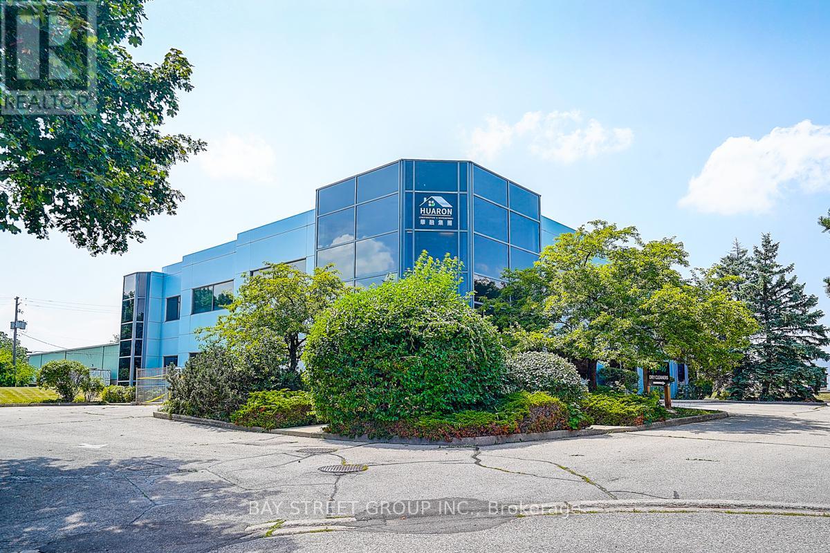 940 SHELDON COURT