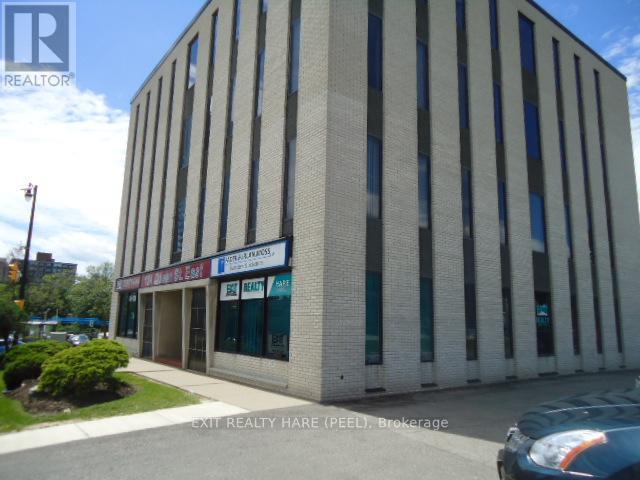207 – 134 QUEEN STREET E