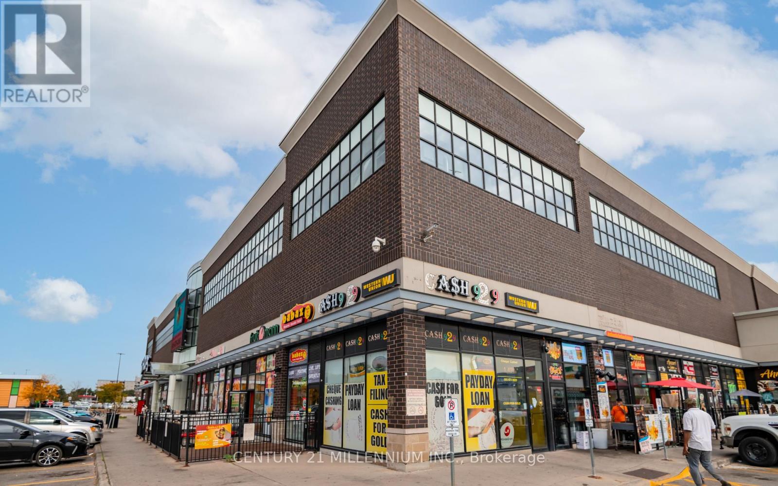 2B01 – 7215 GOREWAY DRIVE