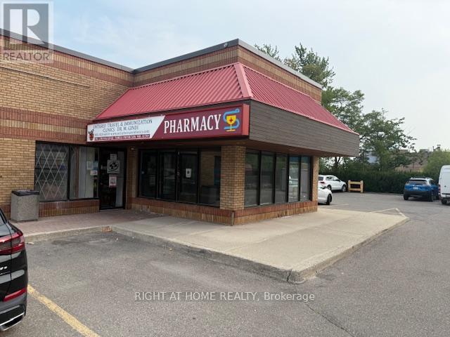 4 – 3018 WINSTON CHURCHILL BOULEVARD