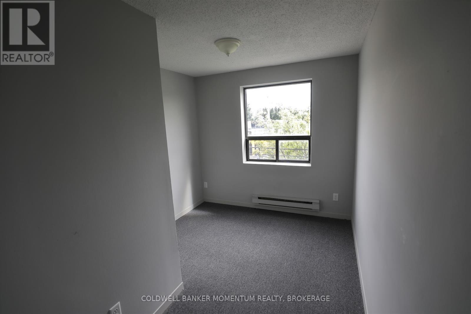 3352 LAKE SHORE BOULEVARD W