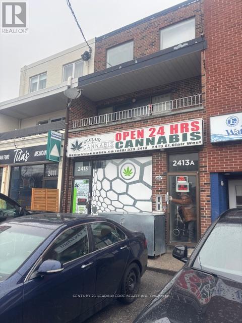 2413 ST CLAIR AVENUE W