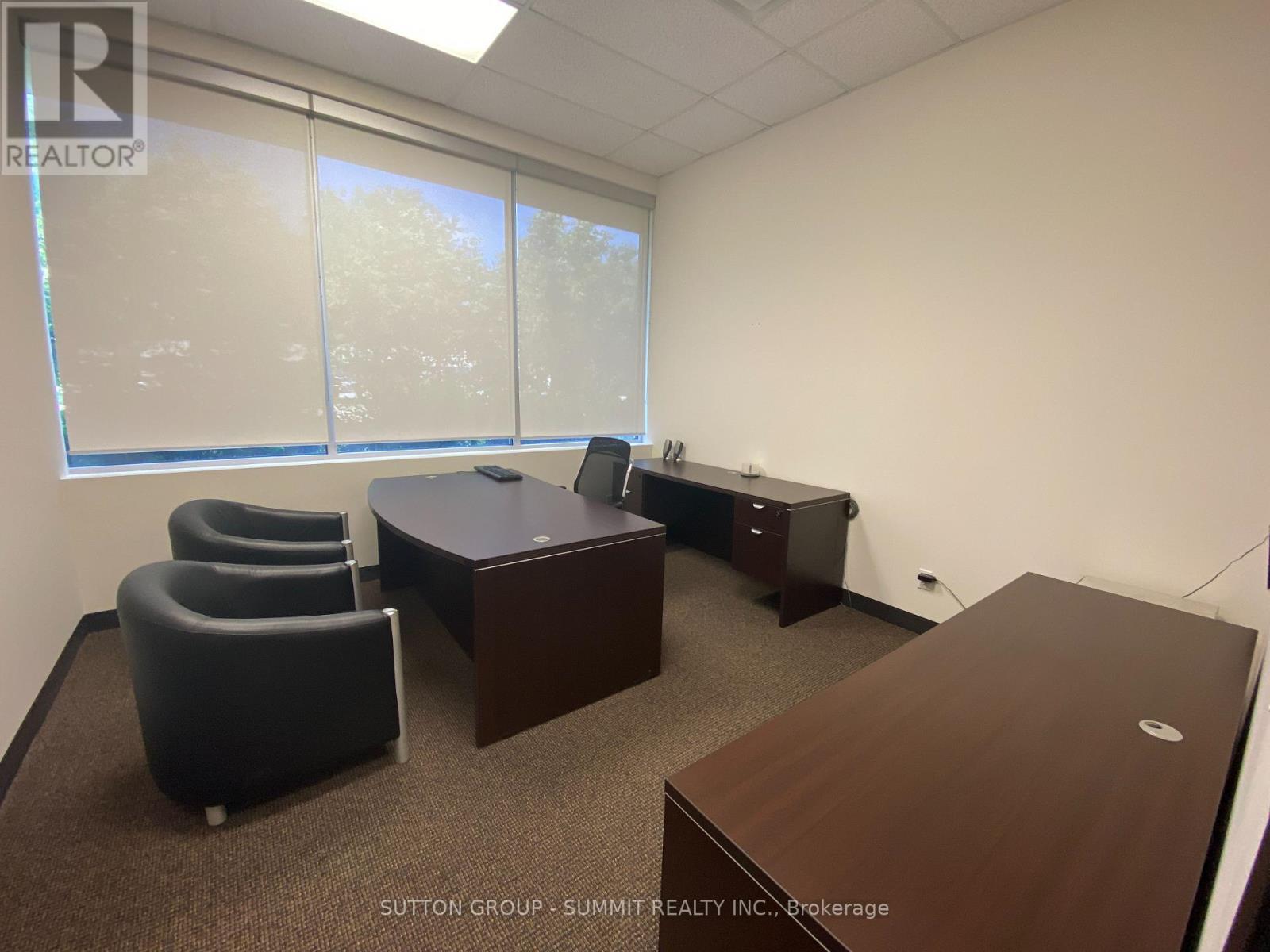 (SMALLER OFFICES) – 2865 BRISTOL CIRCLE