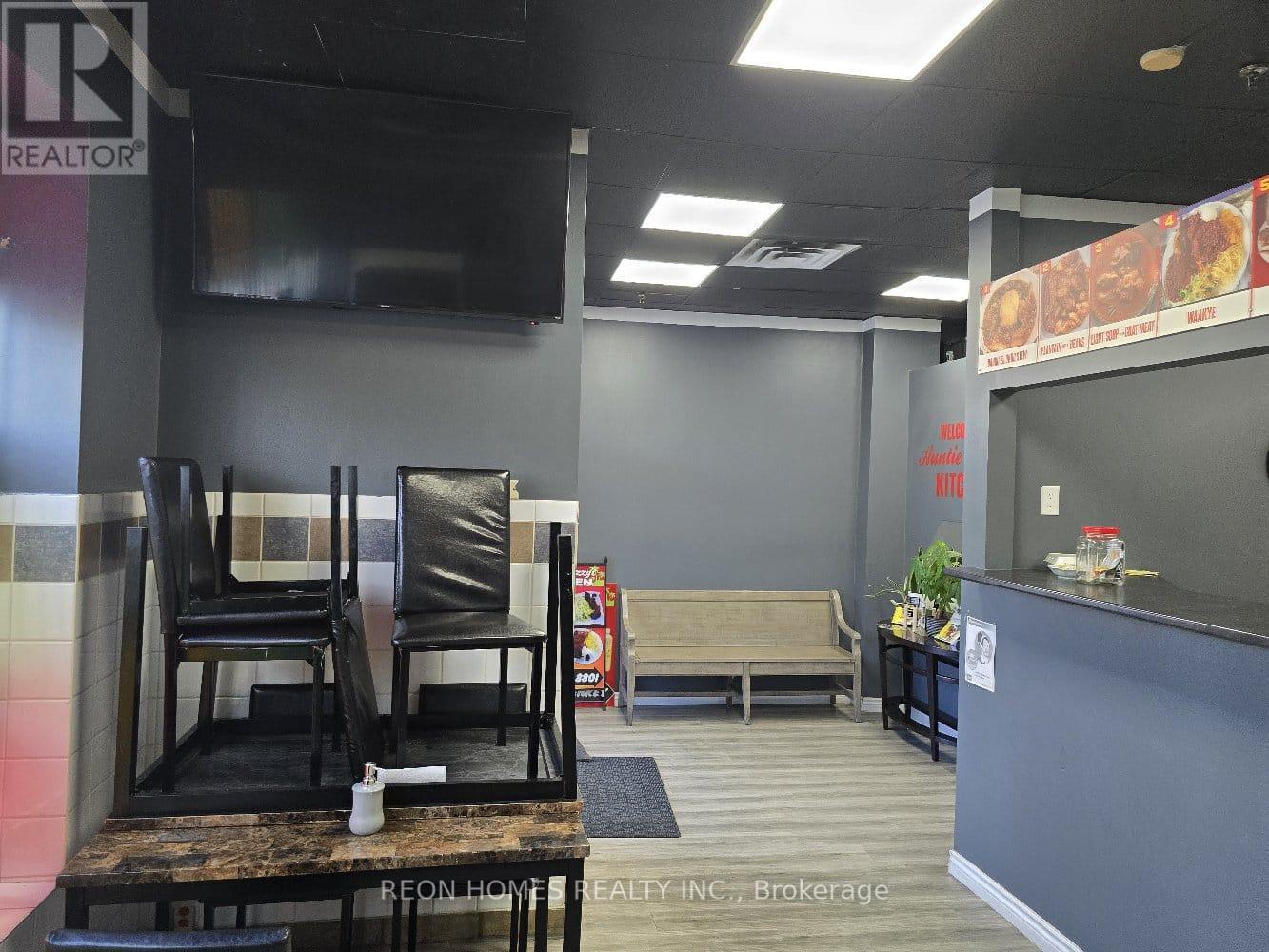 #3 – 5010 STEELS AVENUE W