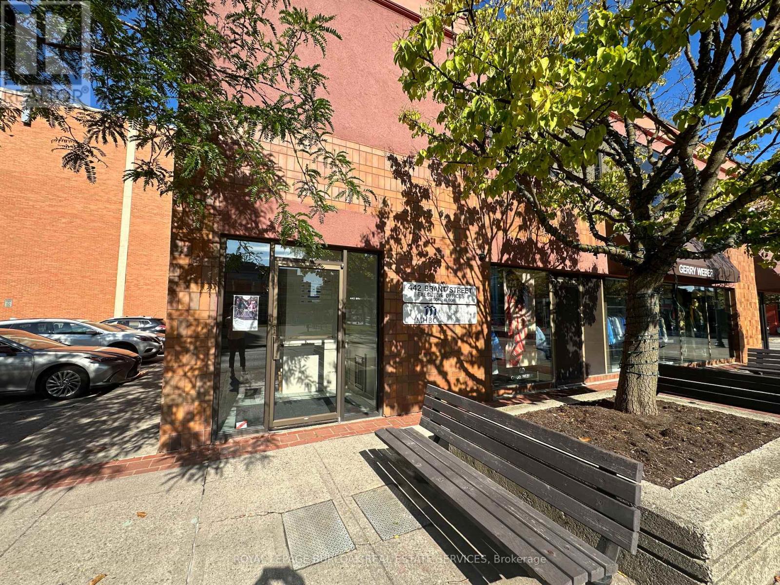 442 BRANT STREET