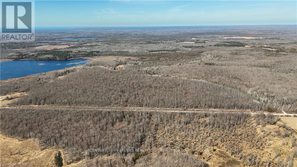 4TH – PT LT 6 CON 1 WBR LINDSAY CLARKES ROAD