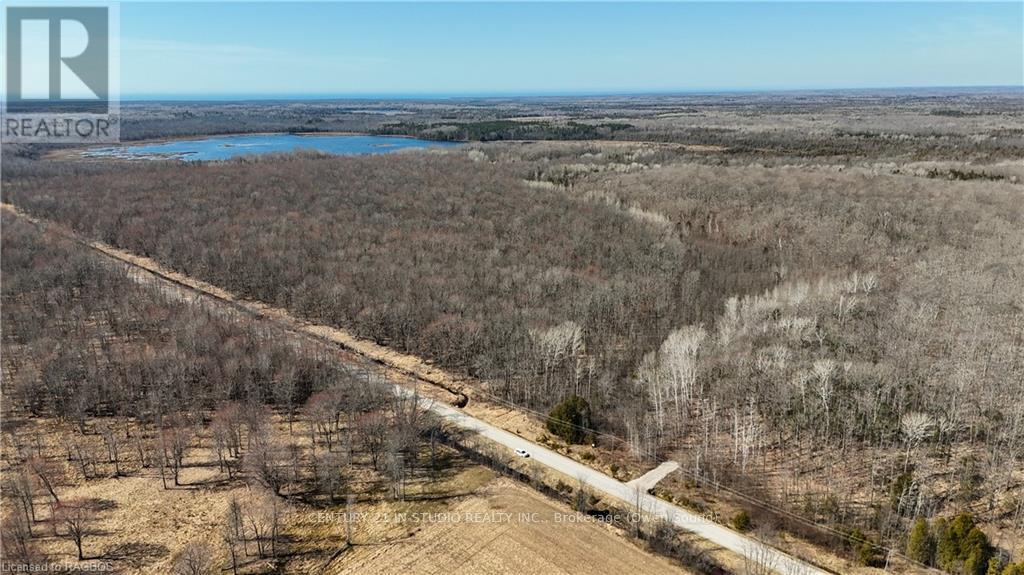 4TH – PT LT 6 CON 1 WBR LINDSAY CLARKES ROAD