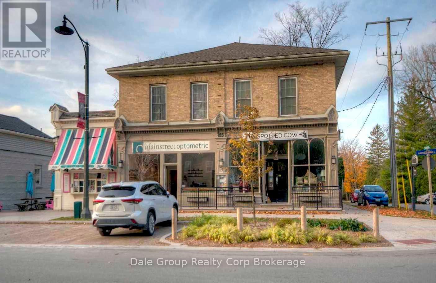 25 MAIN STREET N