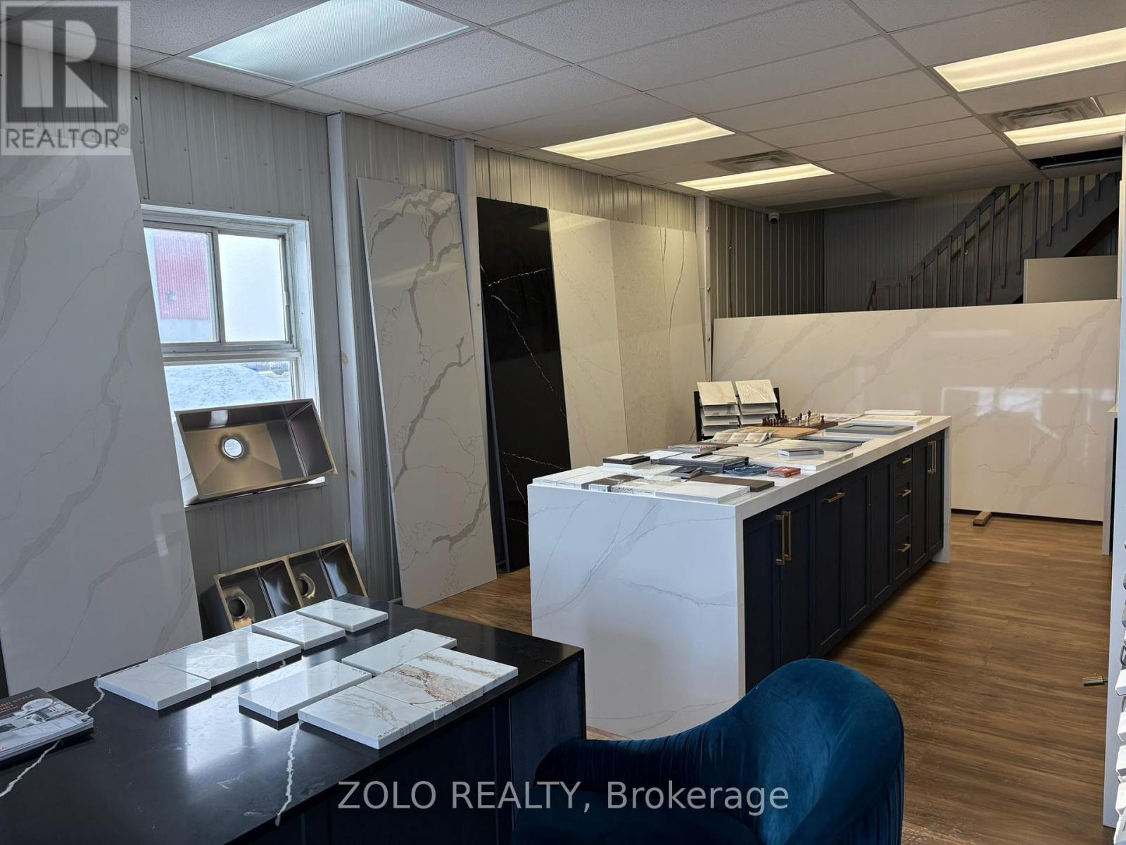 7 – 5509 CANOTEK ROAD