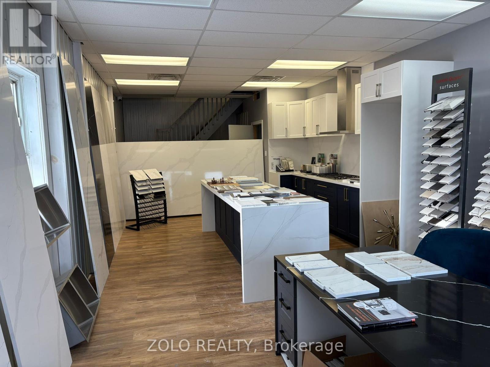 7 – 5509 CANOTEK ROAD