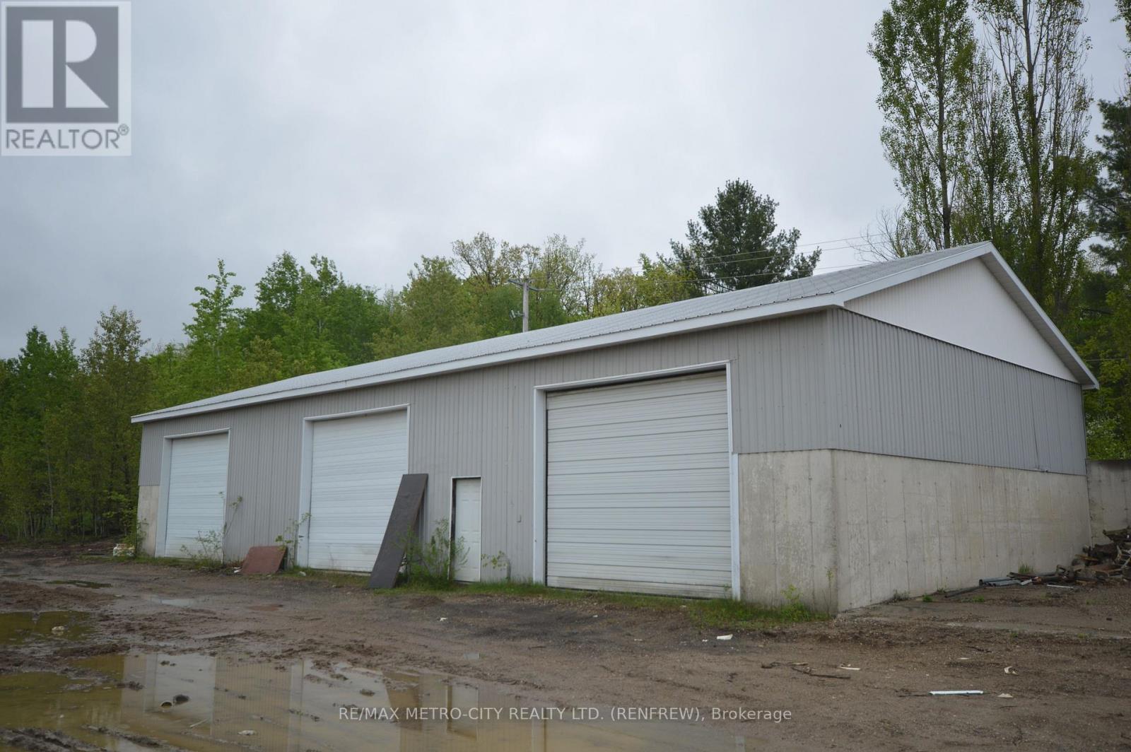 997 GILLAN ROAD