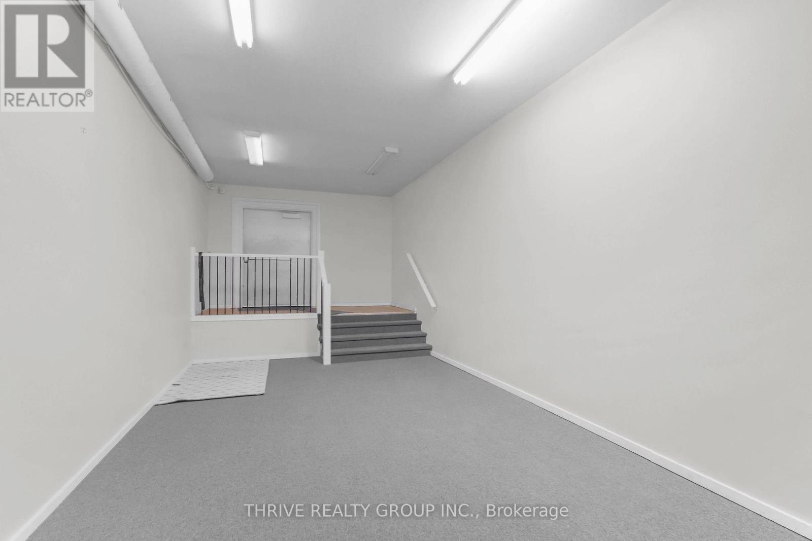 200 DUNDAS STREET