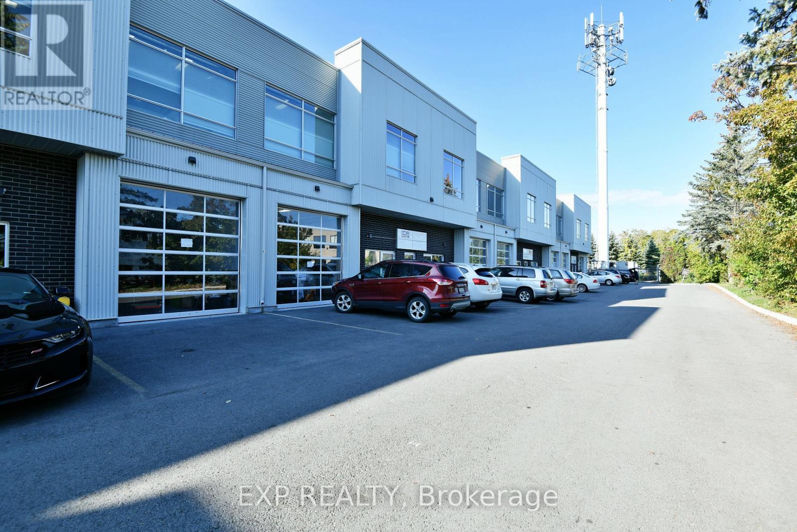 114+214 – 65 DENZIL DOYLE COURT