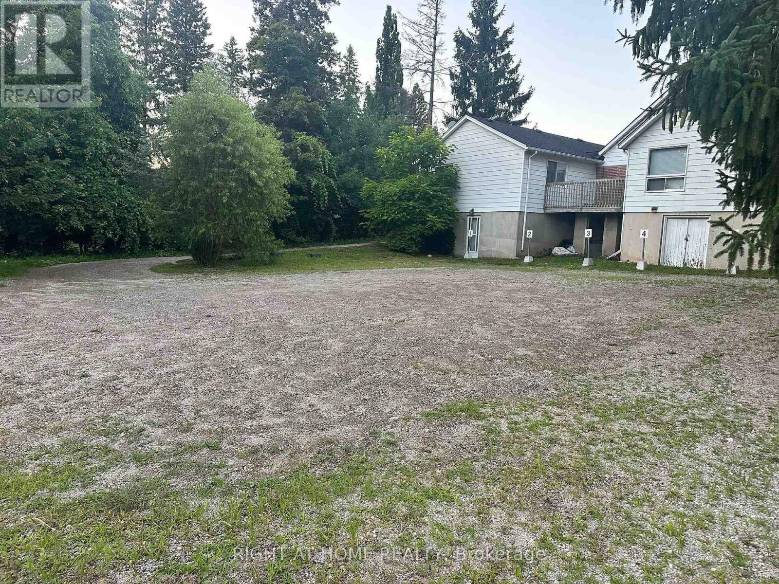 B – 28 BROCK ROAD N